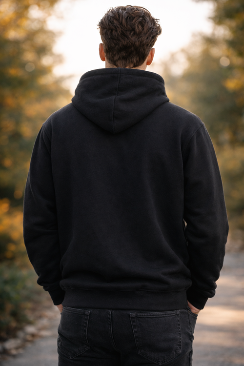 Classic Unisex Pullover Hoodie | WHISPER 18500 Black bestickt - Versanddauer 3–4 Tage.